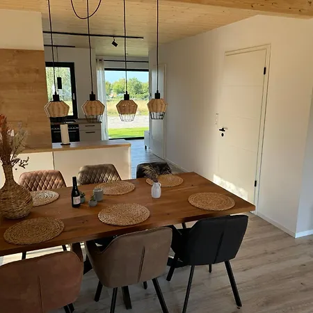 Modernes Ferienhaus Am Ostseestrand Casa vacanze *